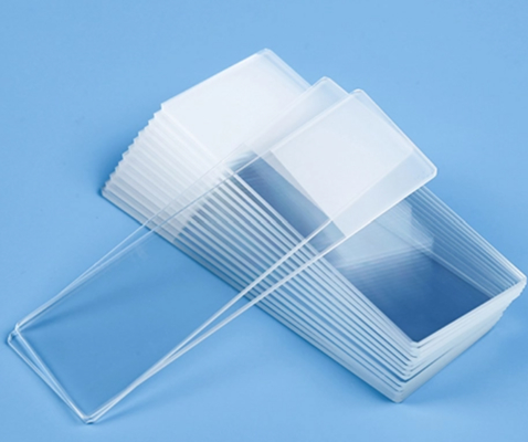 Goede prijs Ultrawit aluminium-silicaat Float Glass Substrate voor microscoopplaat 1,0 mm-1,2 mm Dikte DOL ≥500Mpa online