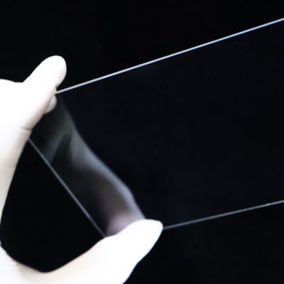 Goede prijs Hoge sterkte aluminiumsilicaat optisch glas grondstof in ultra helder 1.1mm 1.5mm 2mm Voor reguliere grootte 1300*1100mm online
